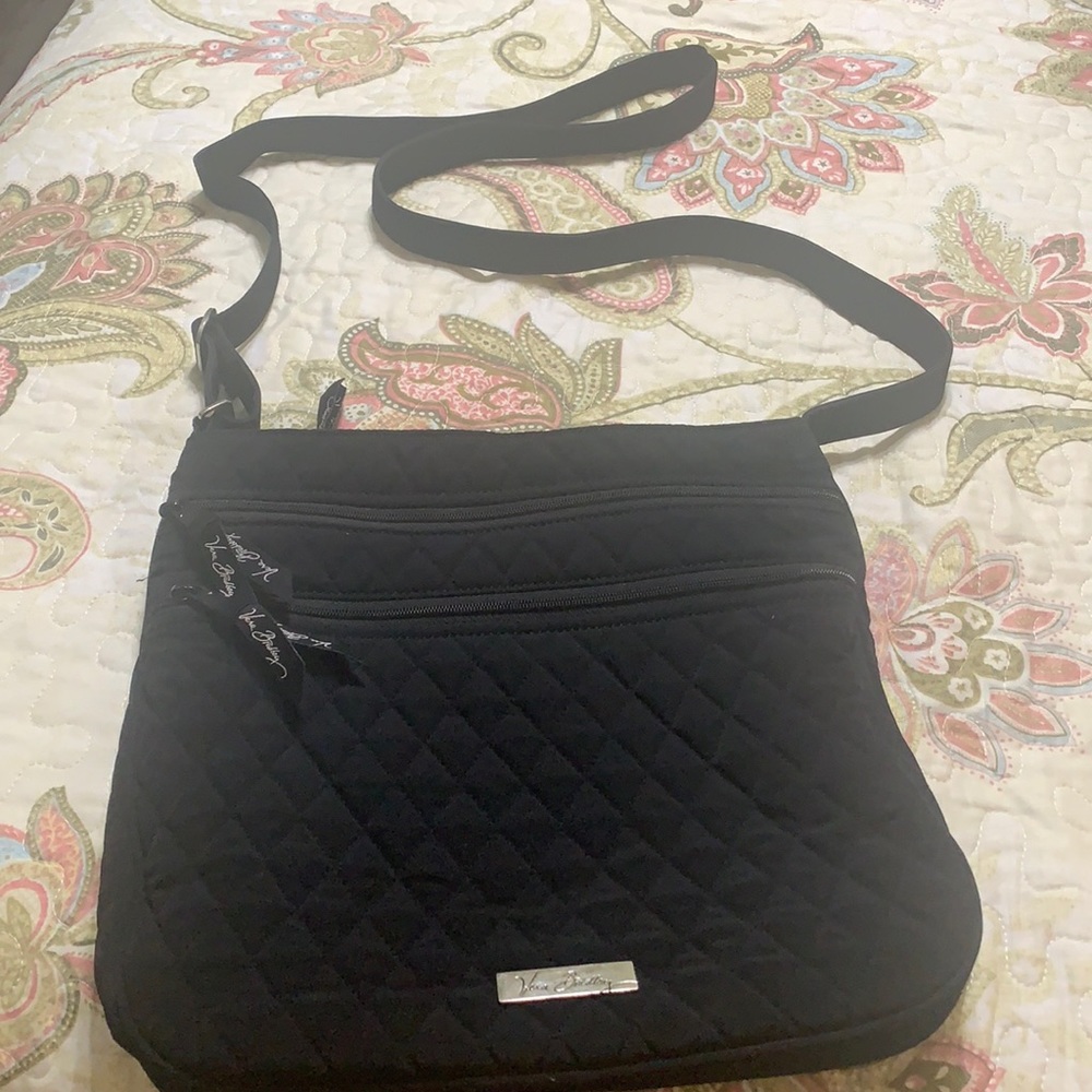 Black Vera Bradley crossbody bag.